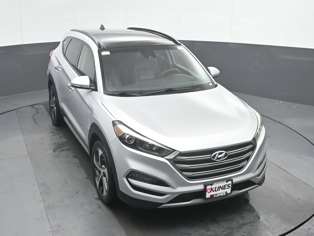 Used 2017 Hyundai Tucson Limited w/ Limited Ultimate Package 03 AWD/4WD image 35