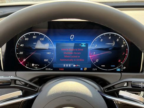 New 2026 Mercedes-Benz E 350 4MATIC Sedan image 17