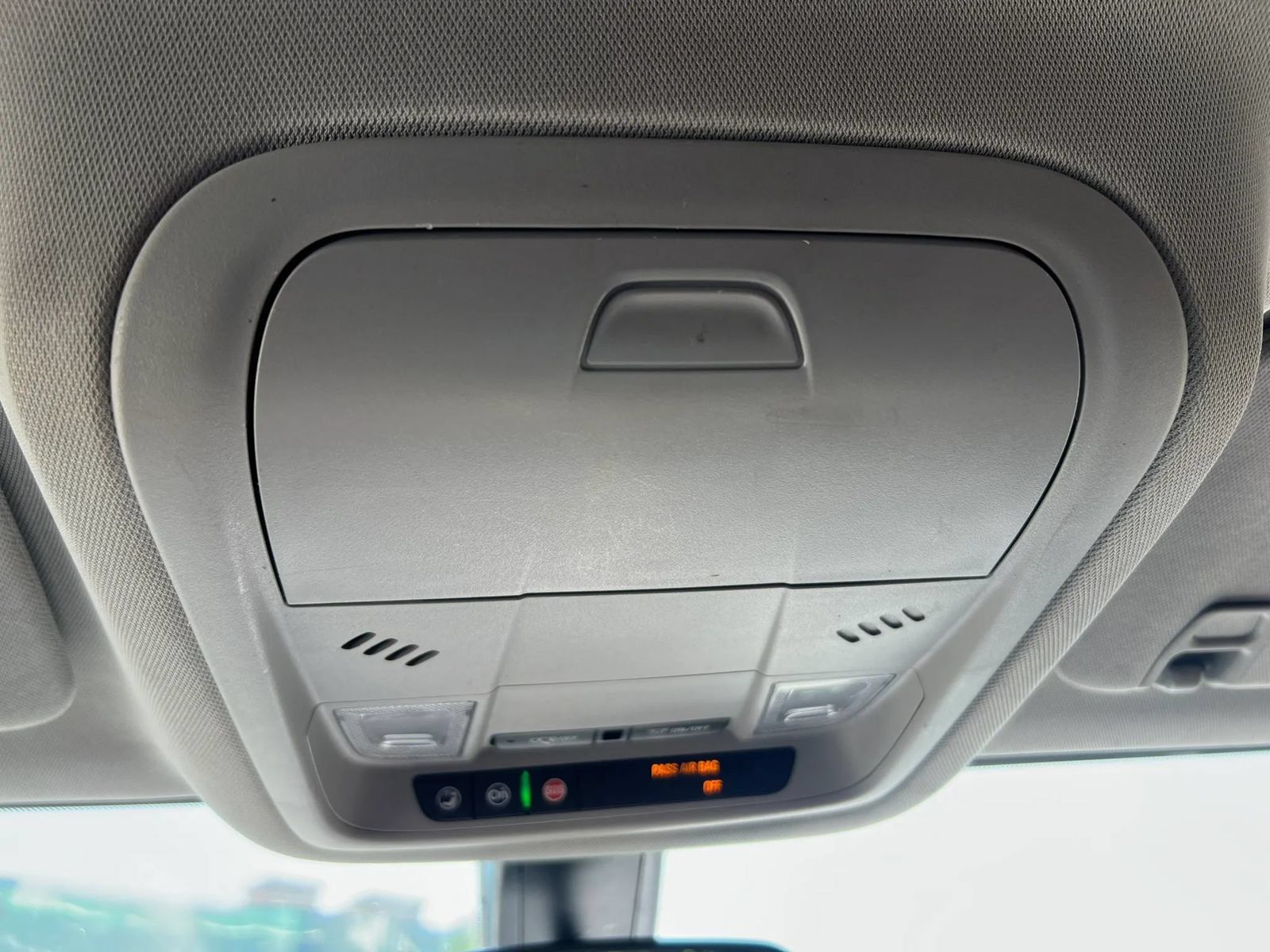 Used 2019 GMC Acadia SLE FWD image 22