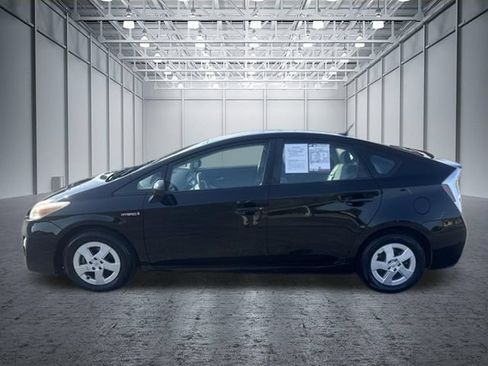Used 2010 Toyota Prius Two FWD image 2