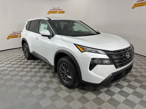 New 2026 Nissan Rogue SV image 8