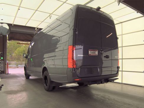 Used 2024 Mercedes-Benz Sprinter 3500 w/ Acoustic Package image 3