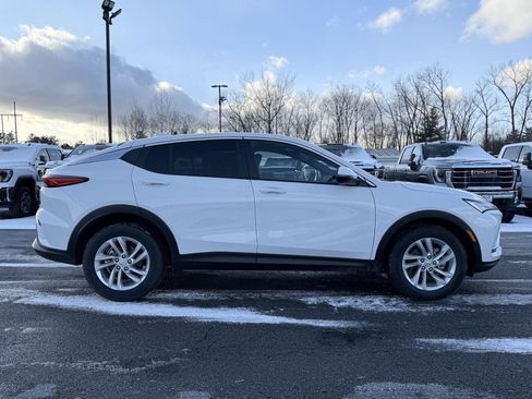 New 2026 Buick Envista Preferred w/ Convenience I Package image 4