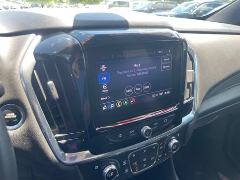 Used 2023 Chevrolet Traverse High Country AWD/4WD image 15