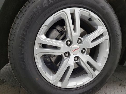 Used 2020 GMC Terrain SLE image 31