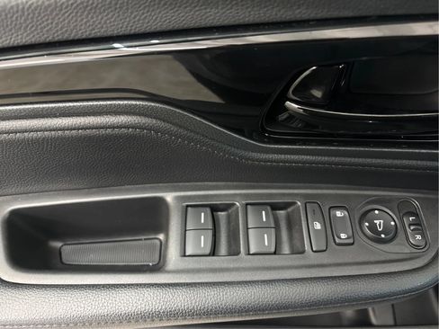 Used 2023 Honda Odyssey Touring image 41
