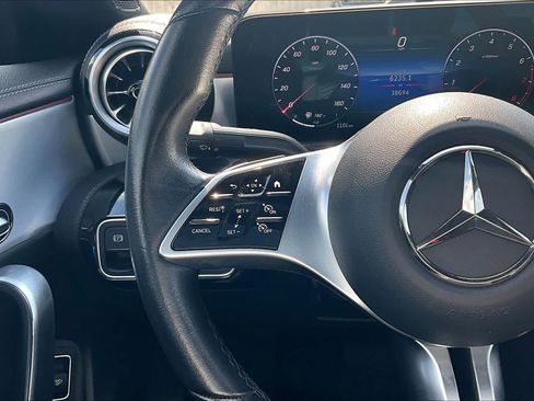 Used 2025 Mercedes-Benz CLA 250 4MATIC image 24