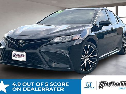 Used 2023 Toyota Camry SE w/ Convenience Package FWD image 1