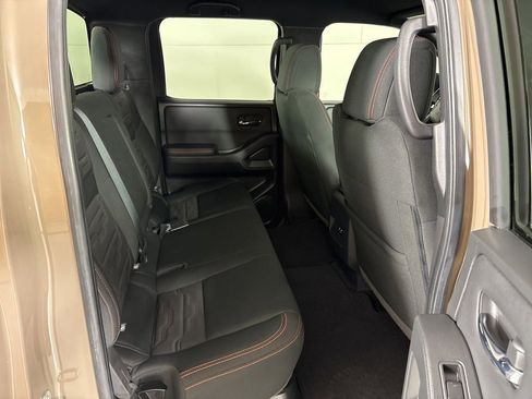 Used 2024 Nissan Frontier Pro-X w/ Technology Package RWD image 19