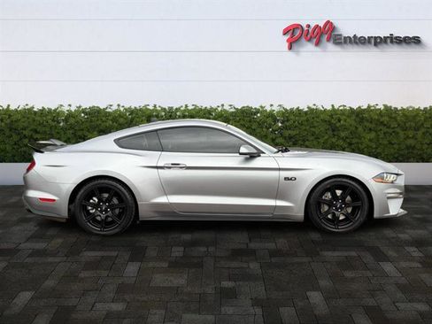 Used 2020 Ford Mustang GT w/ Equipment Group 301A image 8
