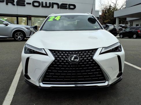 Used 2024 Lexus UX 250h AWD w/ Premium Package image 2