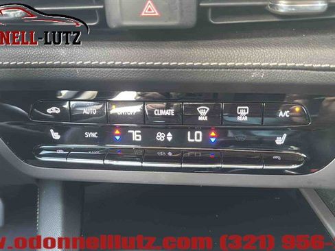 Used 2023 Buick Envision Preferred AWD/4WD image 26