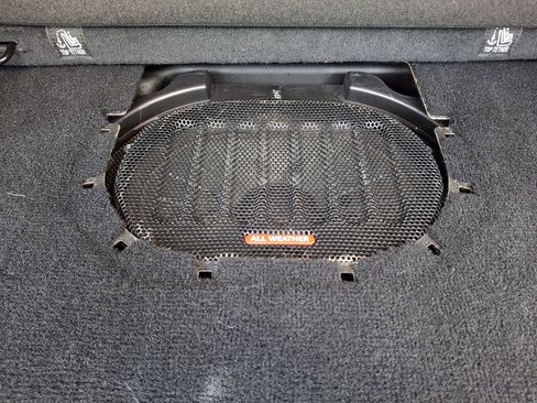 Used 2021 Jeep Wrangler Sport AWD/4WD image 34