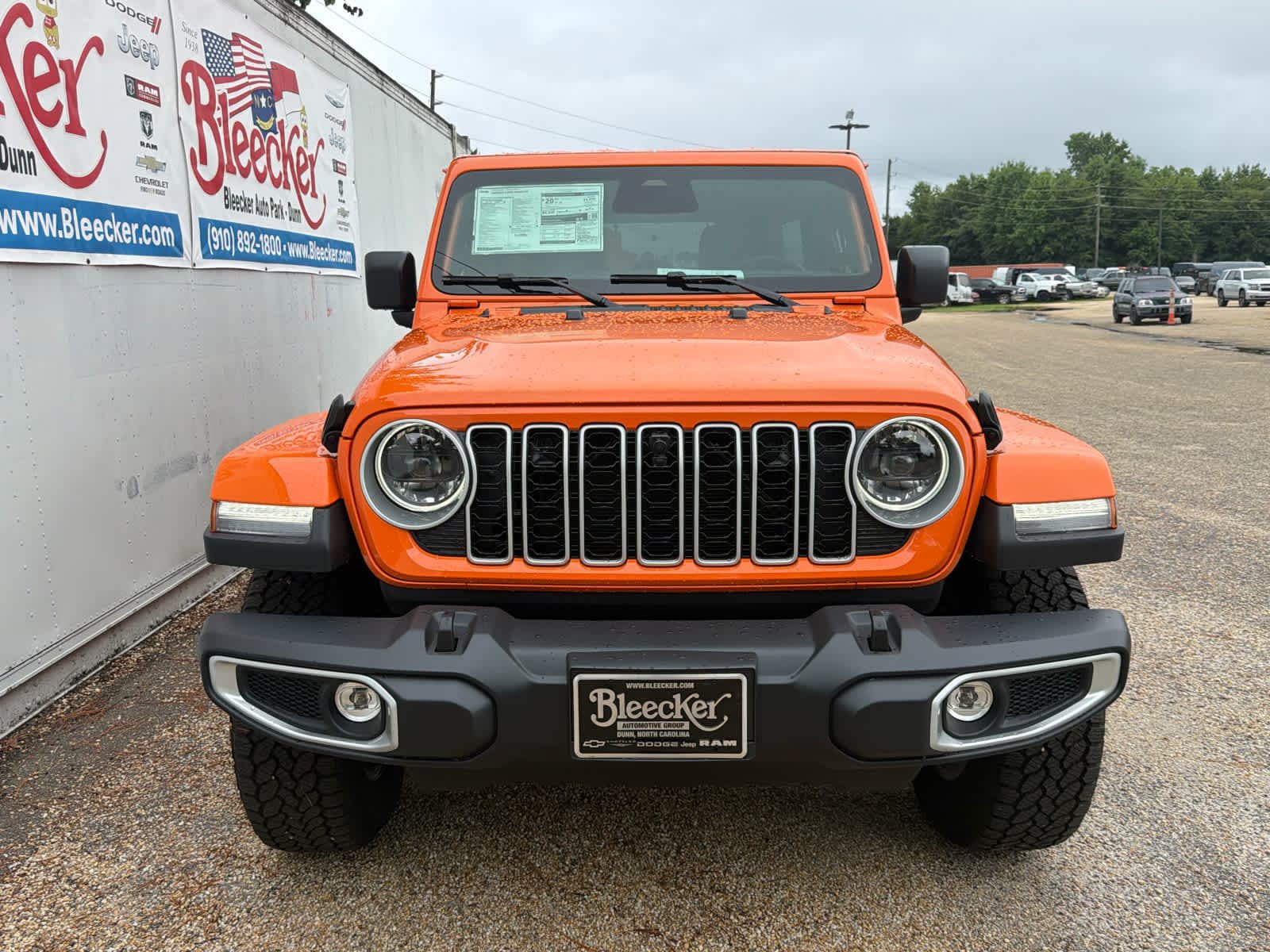New 2026 Jeep Wrangler Unlimited Sahara AWD/4WD image 5