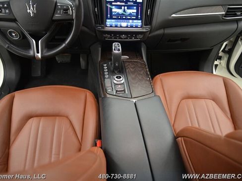 Used 2022 Maserati Levante GT image 17