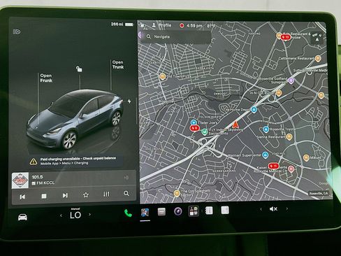 Used 2022 Tesla Model Y Long Range AWD/4WD image 21