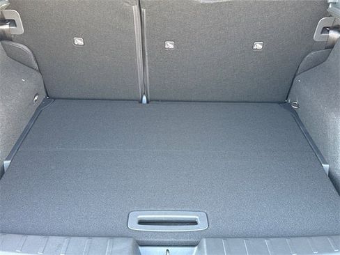 New 2026 Nissan Kicks SR image 11