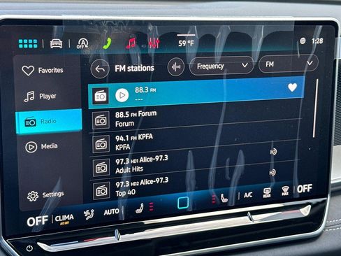 New 2026 Volkswagen Tiguan SE image 17