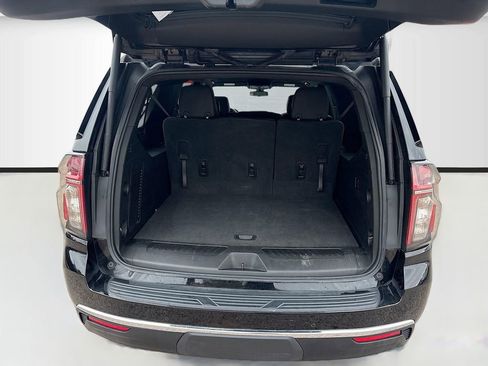 Used 2022 Chevrolet Suburban LT image 27