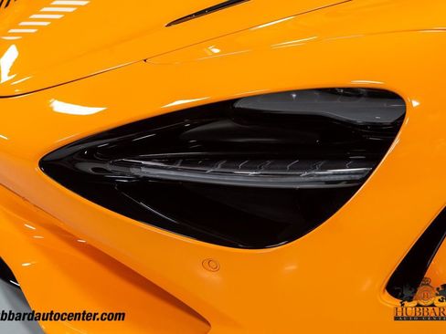 Used 2024 McLaren 750S Spider image 30