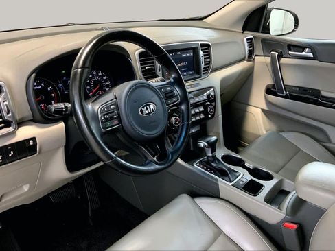 Used 2019 Kia Sportage EX w/ EX Premium Package FWD image 17