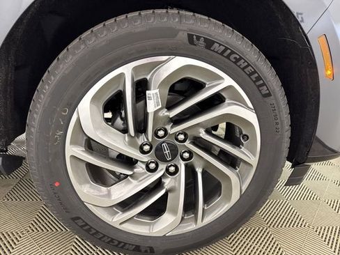 New 2025 Lincoln Navigator Reserve image 33