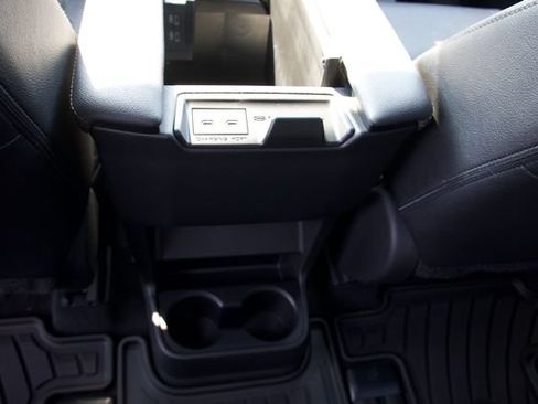 Used 2026 Toyota Sienna Limited AWD/4WD image 21