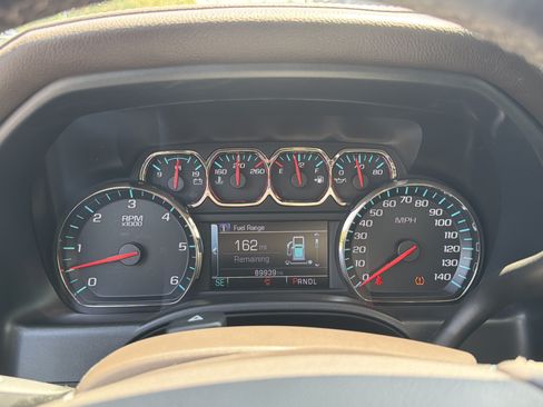 Used 2018 GMC Sierra 1500 SLT w/ SLT Premium Package AWD/4WD image 11
