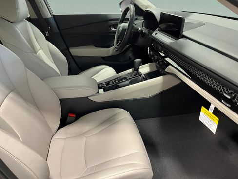 New 2026 Honda Accord EX-L image 25