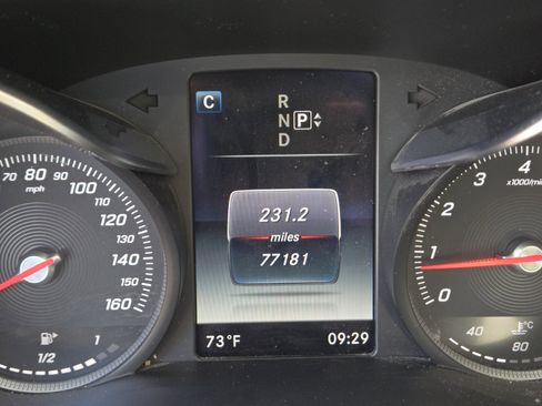 Used 2015 Mercedes-Benz C 300 4MATIC Sedan image 16