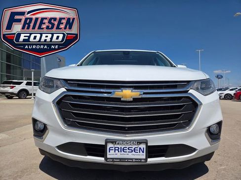 Used 2019 Chevrolet Traverse Premier AWD/4WD image 2