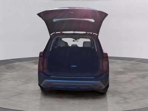 Used 2023 Nissan Rogue SL w/ SL Premium Package image 21