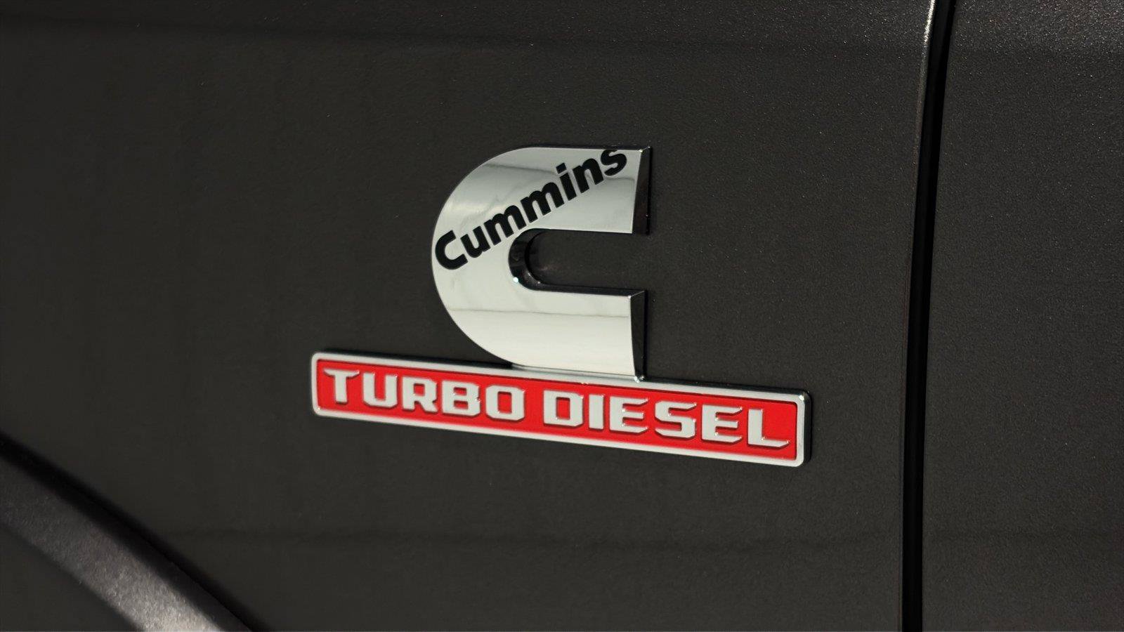 Used 2025 RAM 3500 Limited AWD/4WD image 35