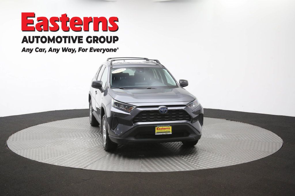 Used 2021 Toyota RAV4 LE w/ Carpet Mat Package (TMS) AWD/4WD image 54