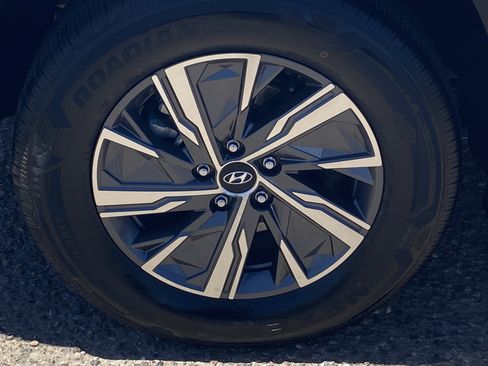 Used 2023 Hyundai Tucson Blue AWD/4WD image 8
