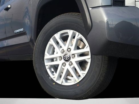 New 2026 Toyota Tundra SR5 image 3