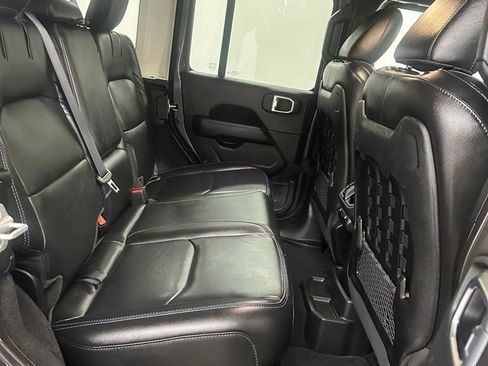 Used 2022 Jeep Wrangler Unlimited Rubicon 4xe w/ Steel Bumper Group image 32