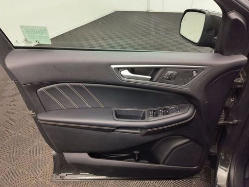 Used 2022 Ford Edge ST w/ Equipment Group 401A image 12
