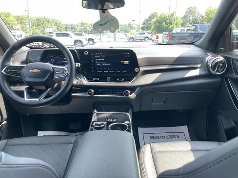 Certified 2026 Chevrolet Equinox LT w/ Convenience Package II FWD image 15