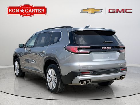 Used 2026 GMC Acadia Elevation w/ Elevation Premium Package FWD image 4