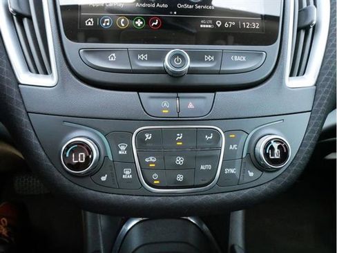 Used 2024 Chevrolet Malibu LT image 16