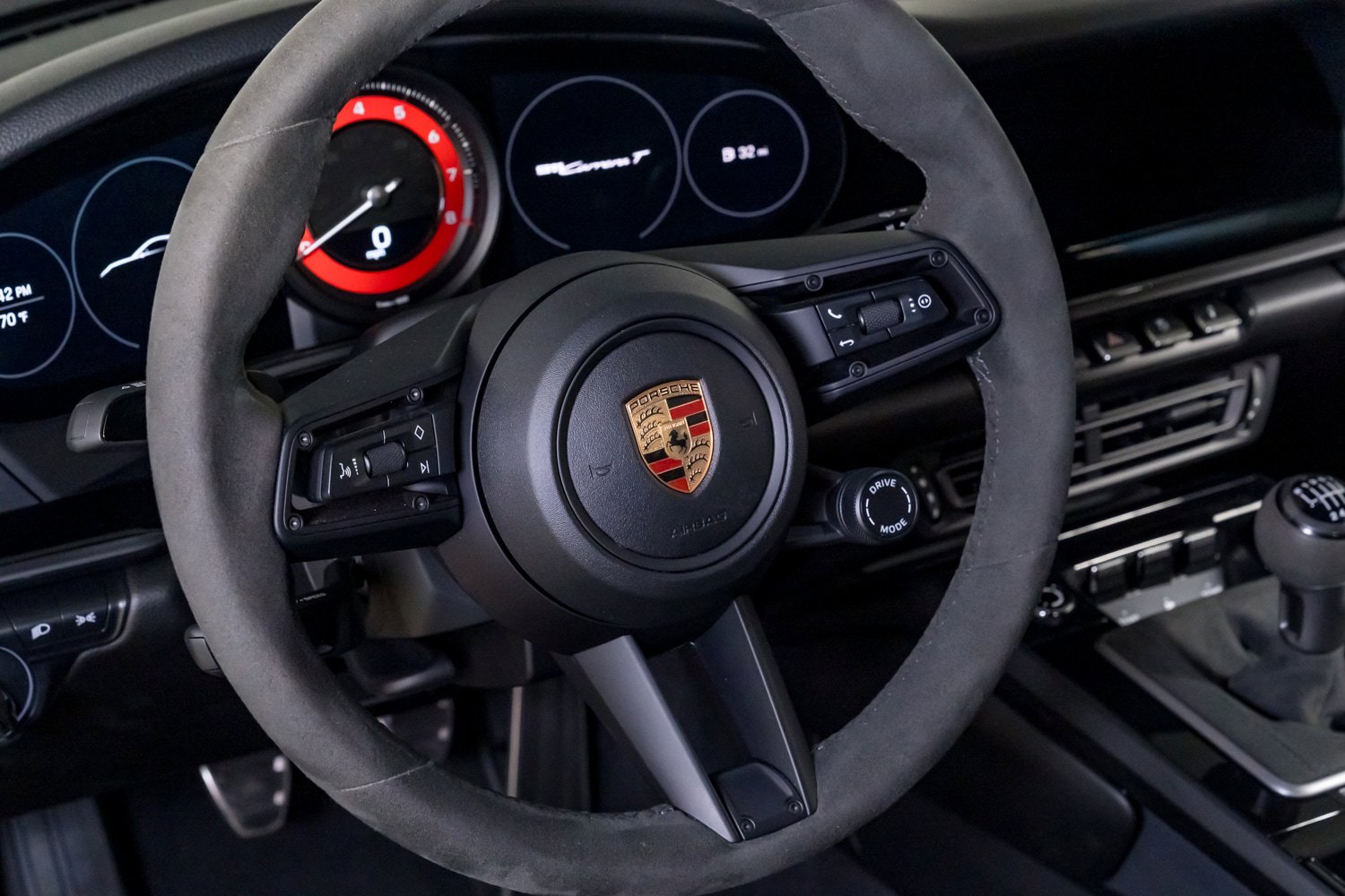 Used 2024 Porsche 911 Carrera T RWD image 20