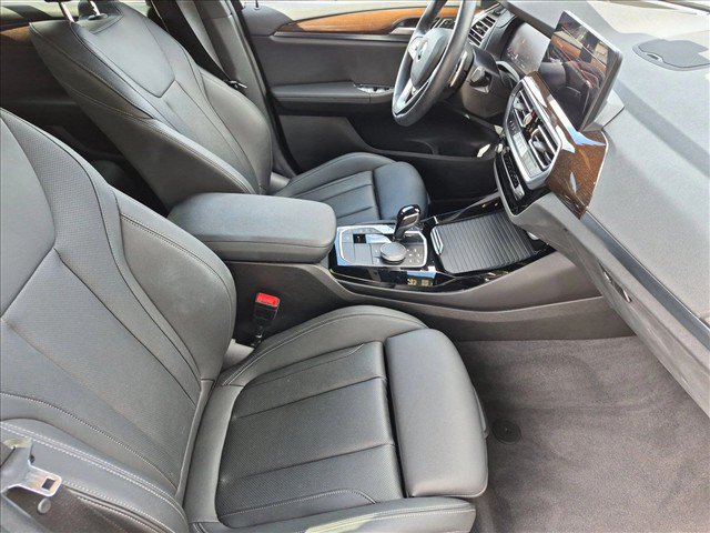 Used 2023 BMW X3 sDrive30i w/ Premium Package w/ZPA RWD image 23