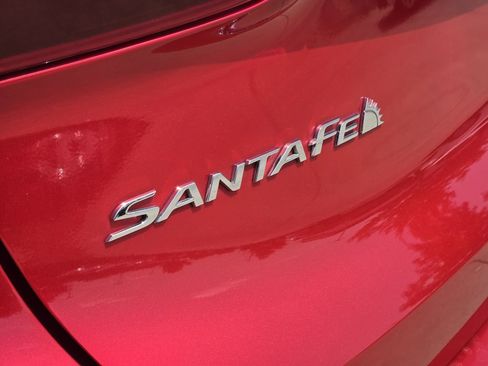 Used 2023 Hyundai Santa Fe SEL FWD image 16