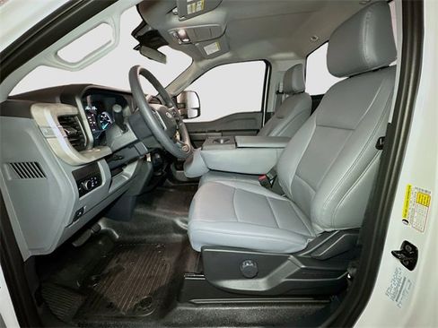 New 2026 Ford F250 XL image 17