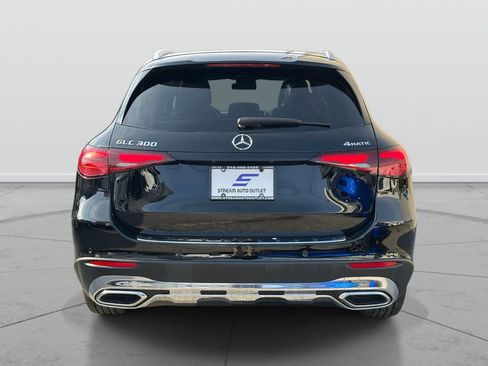 Used 2024 Mercedes-Benz GLC 300 4MATIC image 6