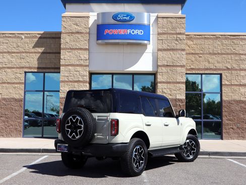 New 2025 Ford Bronco Outer Banks AWD/4WD image 6
