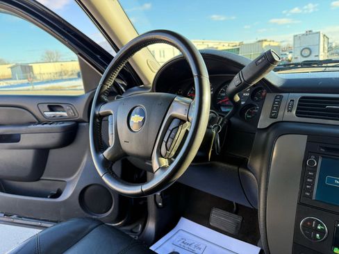 Used 2010 Chevrolet Avalanche LT w/ Luxury Package image 31