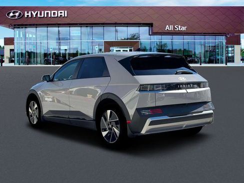 New 2026 Hyundai Ioniq 5 SEL image 7