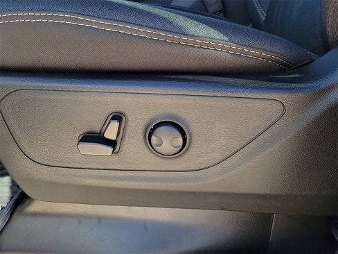 Used 2025 RAM 1500 Lone Star image 20